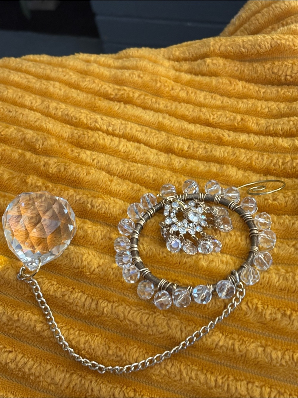 Hand Crafted Crystal Sun Catcher with Silver Chain - Picture 4 of 9